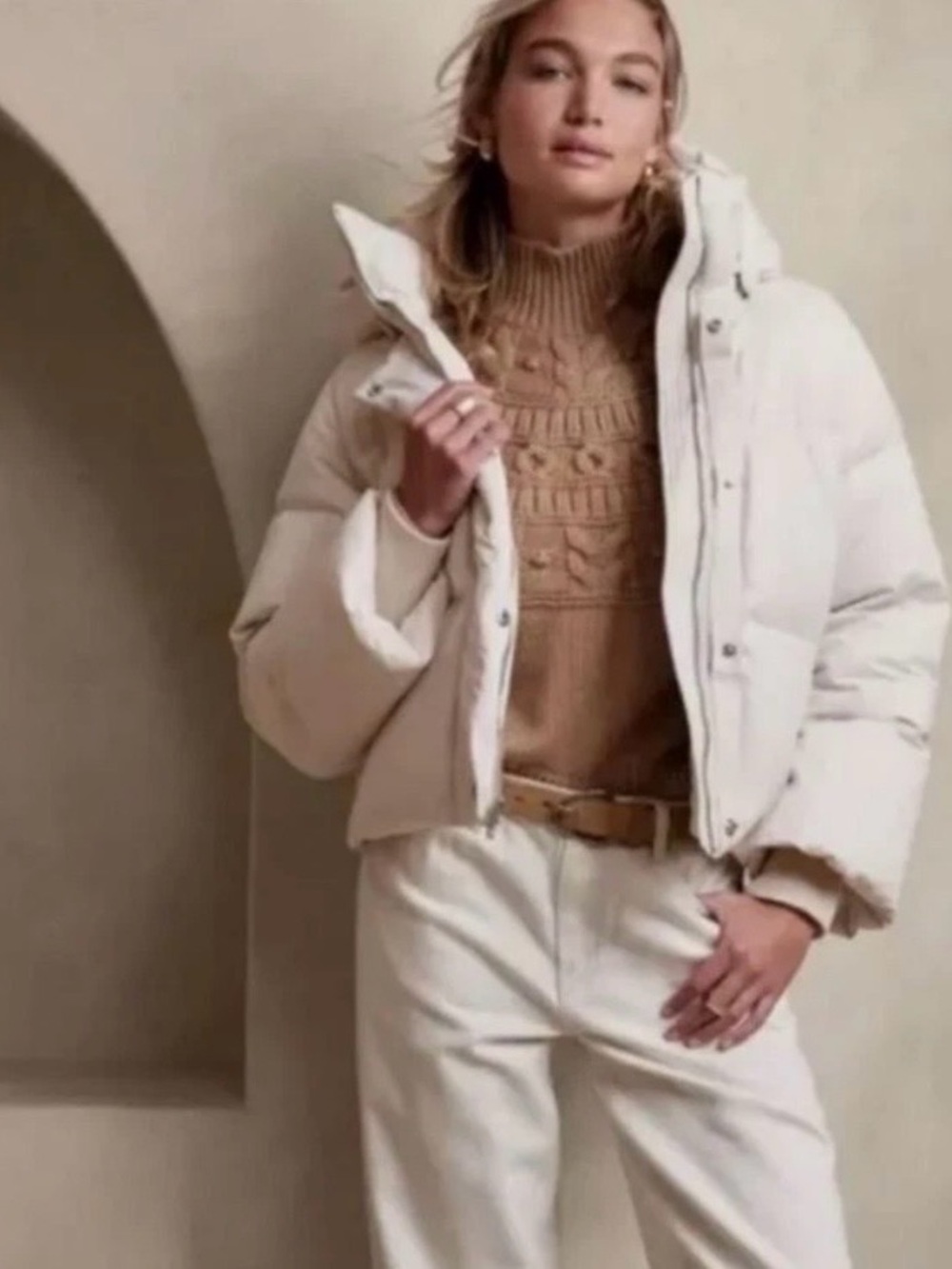Banana Republic Cropped Ivory/Cream Down Filled Puffer Jacket Large NWT